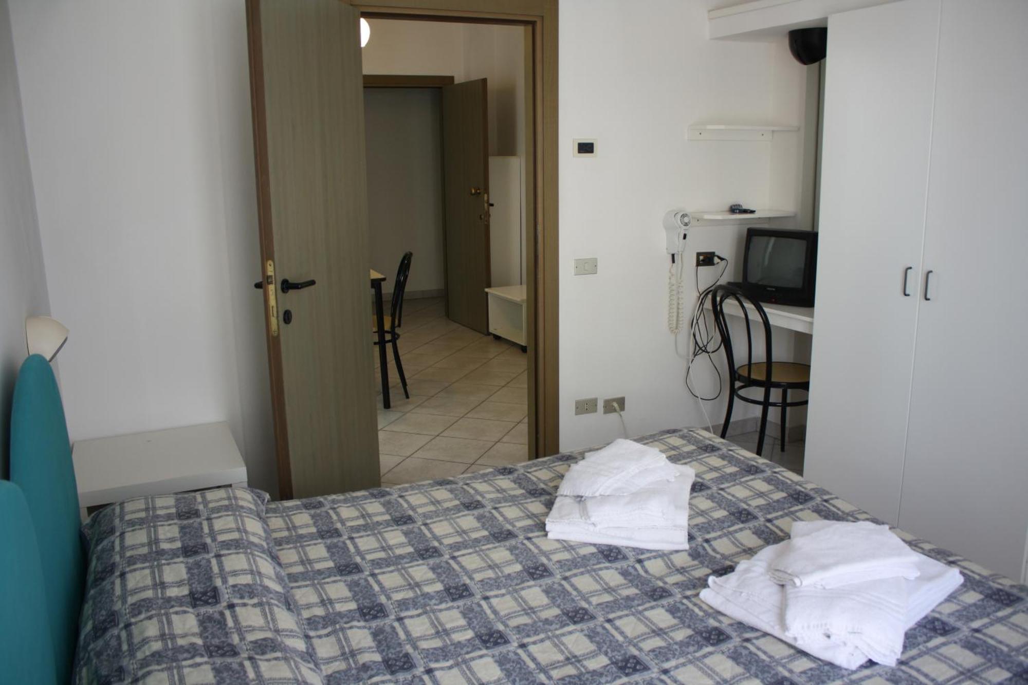 Residence Le Vele Cattolica Kamer foto