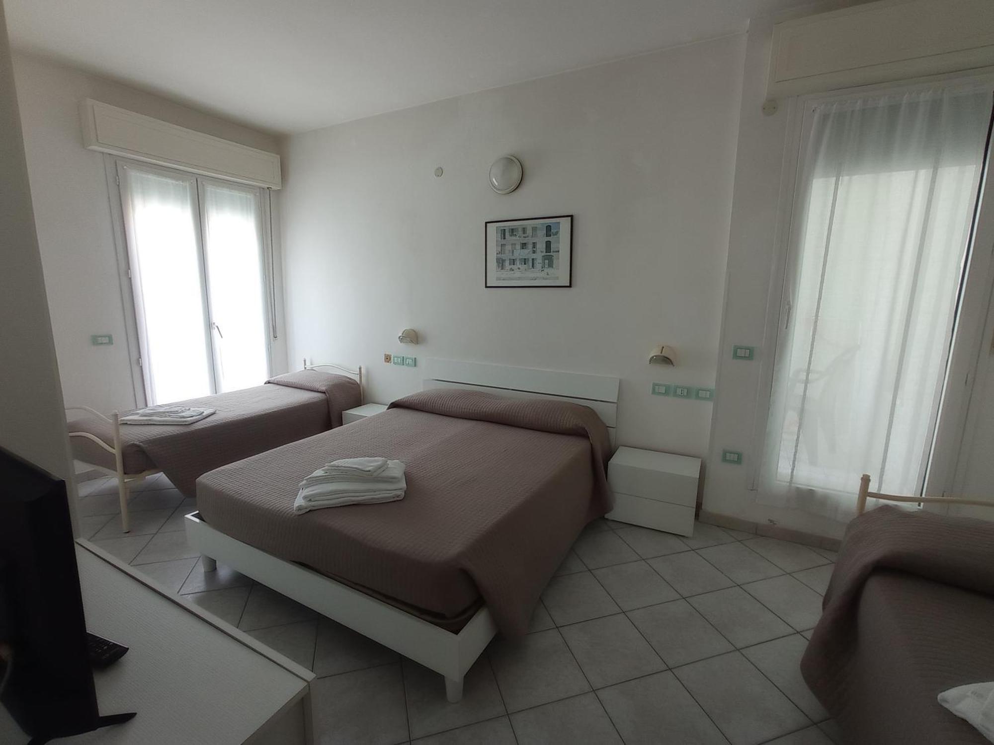Residence Le Vele Cattolica Buitenkant foto